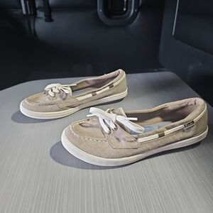 Keds Womens 6 Ortholite 2 Eye Boat Beige Fabric Slip On Moc Toe WF57105 PreOwned